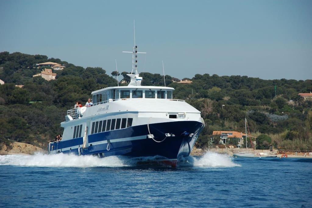 Studio Hyeres Port Et Iles D'Or. Exteriör bild